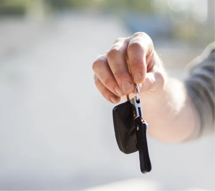 Entrega de llaves del coche